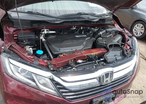 2018 Honda Odyssey Ex z USA, uszkodzony, nr VIN 5FNRL6H56JB015557